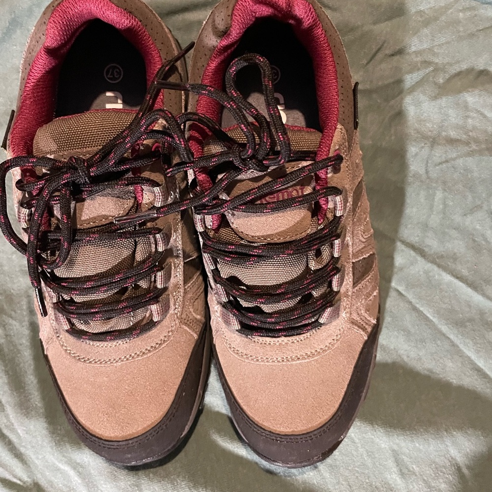 Riemot hiking shoes
